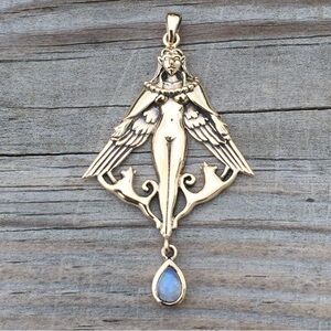 Large Freya Norse Viking Love Goddess Pendant in Bronze with genuine Moonstone